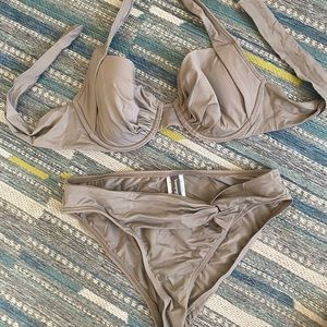 Tommy Bahamas tan/bronze 2 piece